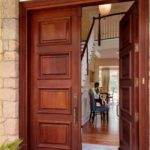 pintu kayu