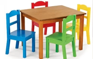 kursi anak berwarna